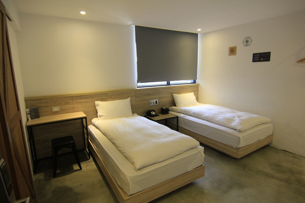 Chase Hotel Taichung Extérieur photo